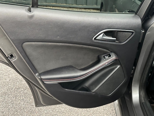 Used Mercedes-Benz GLA 2014 for sale - 76042351: Photo 49