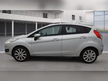 Used Ford Fiesta 2015 for sale - 75741089: Photo