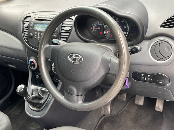 Used Hyundai i10 2012 for sale - 75334465: Photo 15