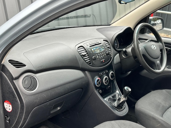 Used Hyundai i10 2012 for sale - 75334465: Photo 29