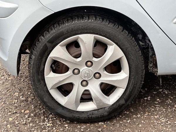 Used Hyundai i10 2012 for sale - 75334465: Photo 9