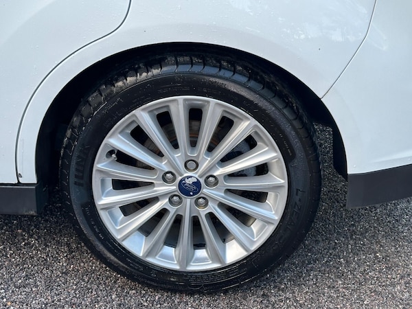 Used Ford C-Max 2015 for sale - 75185904: Photo 12