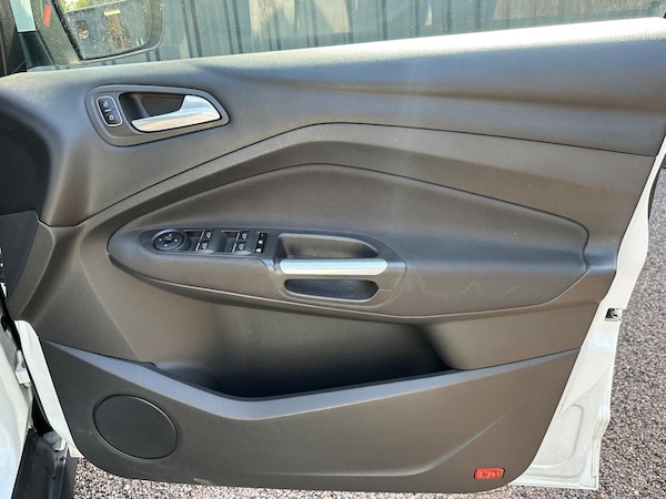 Used Ford C-Max 2015 for sale - 75185904: Photo 24