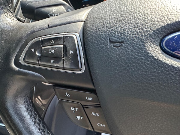 Used Ford C-Max 2015 for sale - 75185904: Photo 32