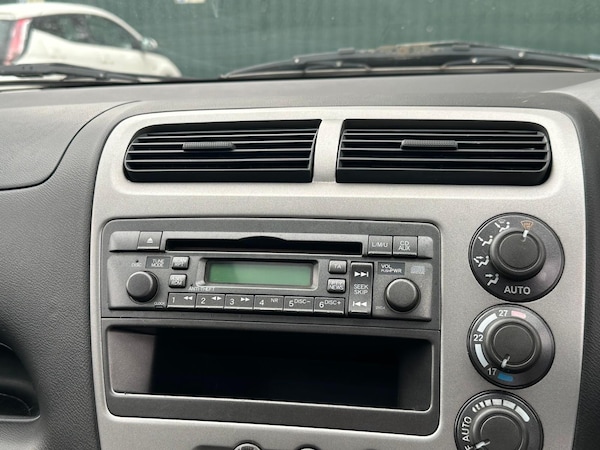 Used Honda Civic 2003 for sale - 75387170: Photo 21