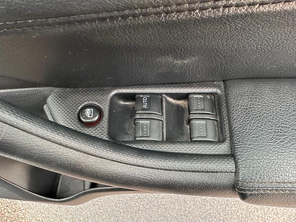 Used Honda Civic 2003 for sale - 75387170: Photo 35