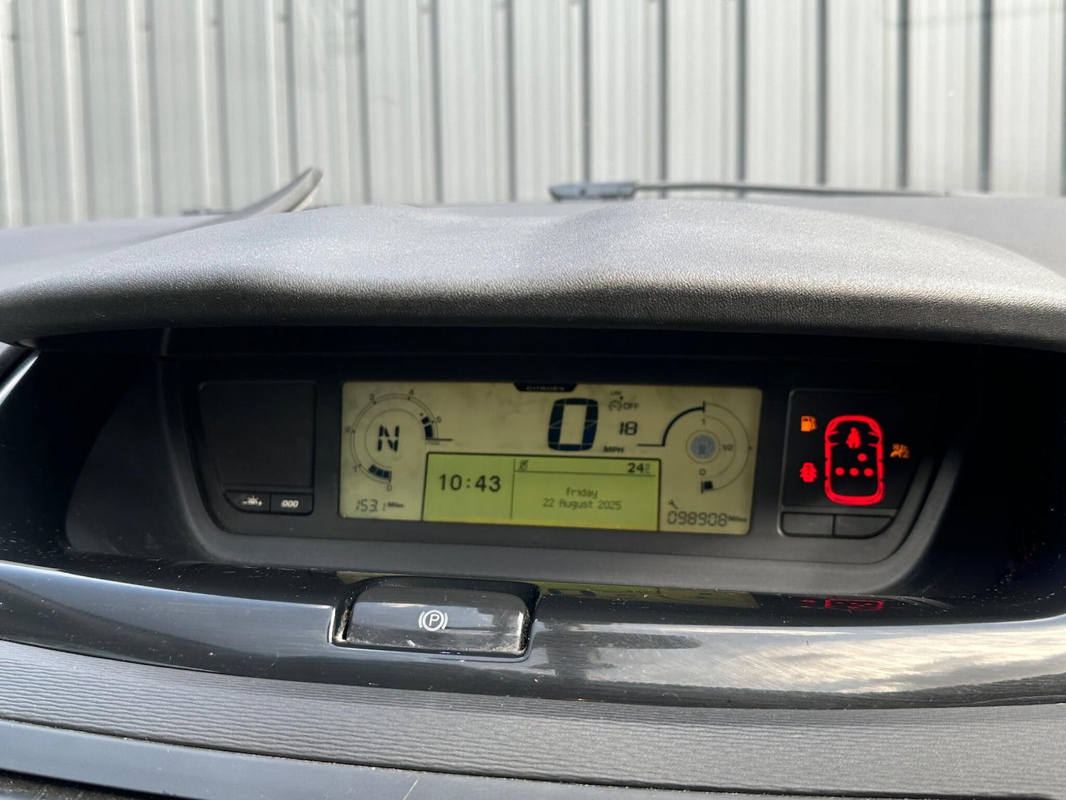 Vehicle 27