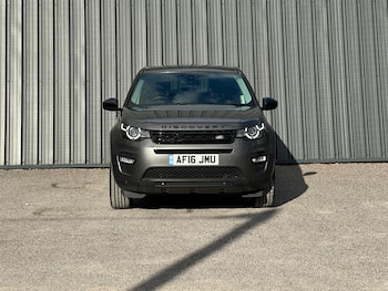 Used Land Rover Discovery Sport 2016 for sale - 76446872: Photo