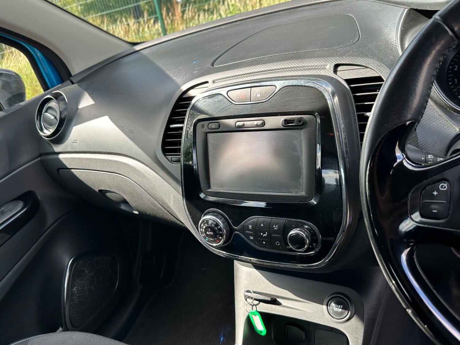 Used Renault Captur 2016 for sale - 76026518: Photo 25