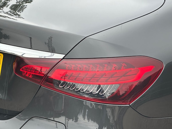 Used Mercedes-Benz E-Class 2021 for sale - 75658282: Photo 12