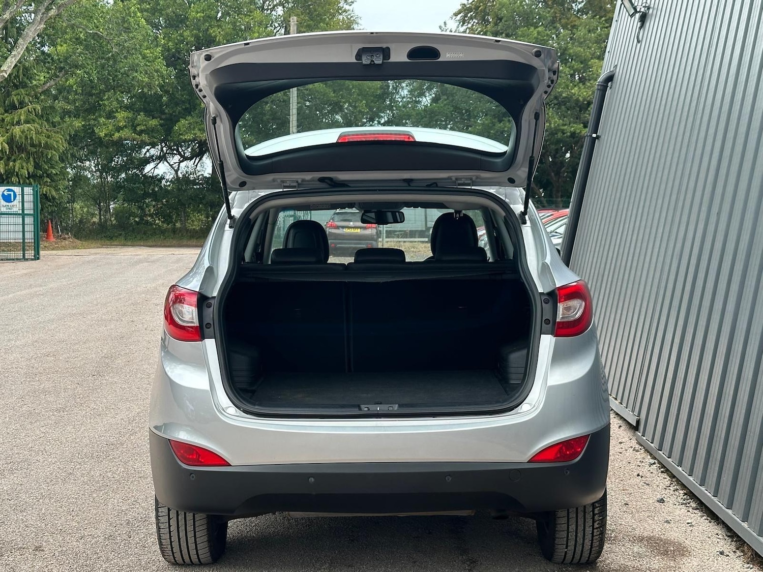 Vehicle 28