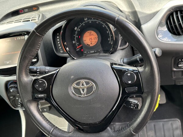 Used Toyota AYGO 2018 for sale - 75290572: Photo 10