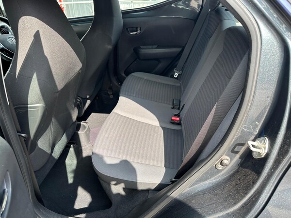 Used Toyota AYGO 2018 for sale - 75290572: Photo 32