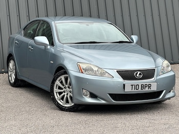 Lexus - IS
