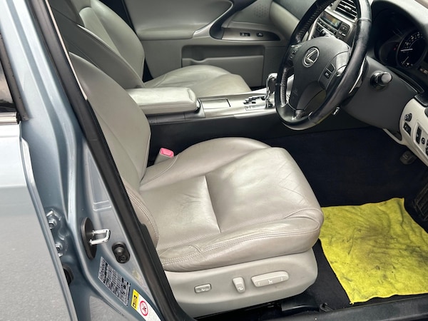 Used Lexus IS 2009 for sale - 76013039: Photo 31