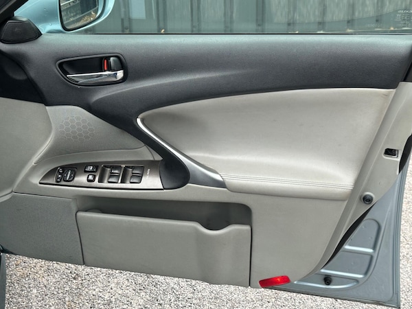 Used Lexus IS 2009 for sale - 76013039: Photo 34