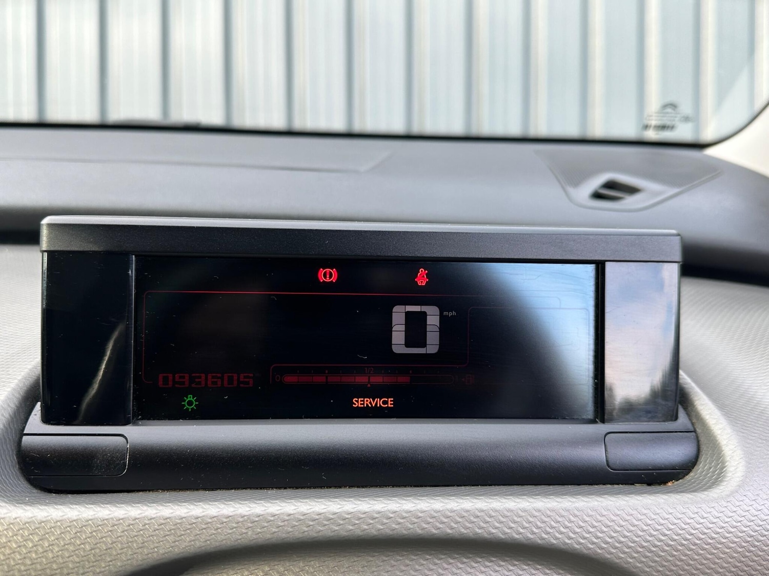 Used Citroen C4 Cactus 2017 for sale - 76109360: Photo 23