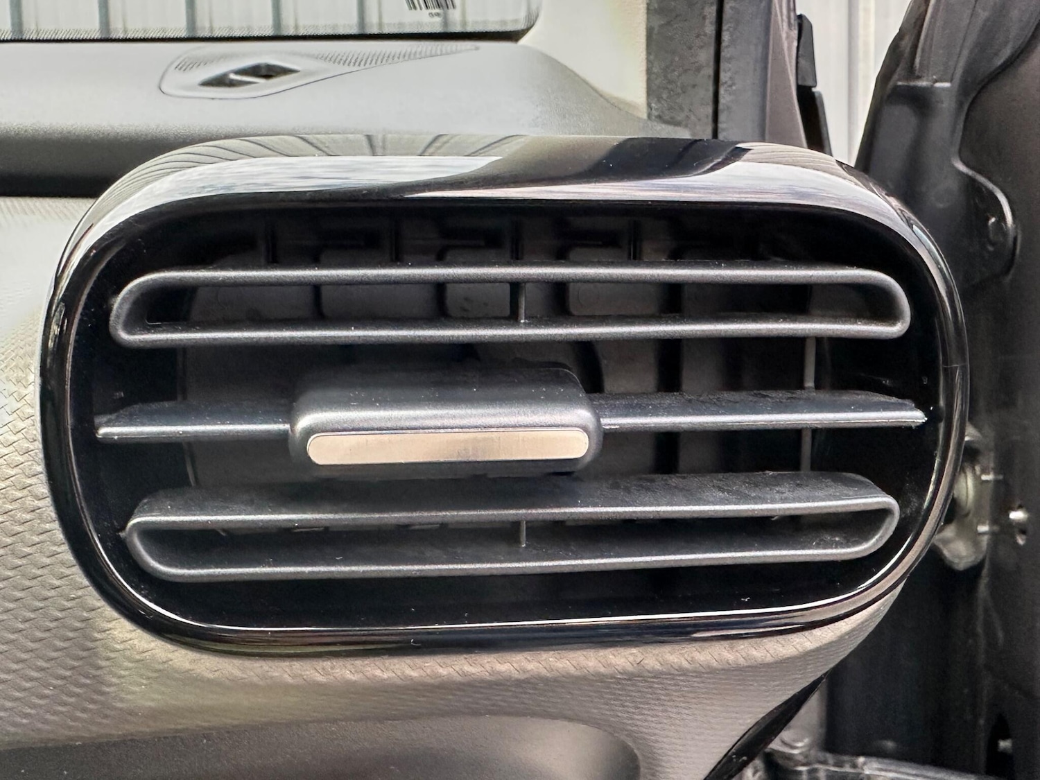 Used Citroen C4 Cactus 2017 for sale - 76109360: Photo 26