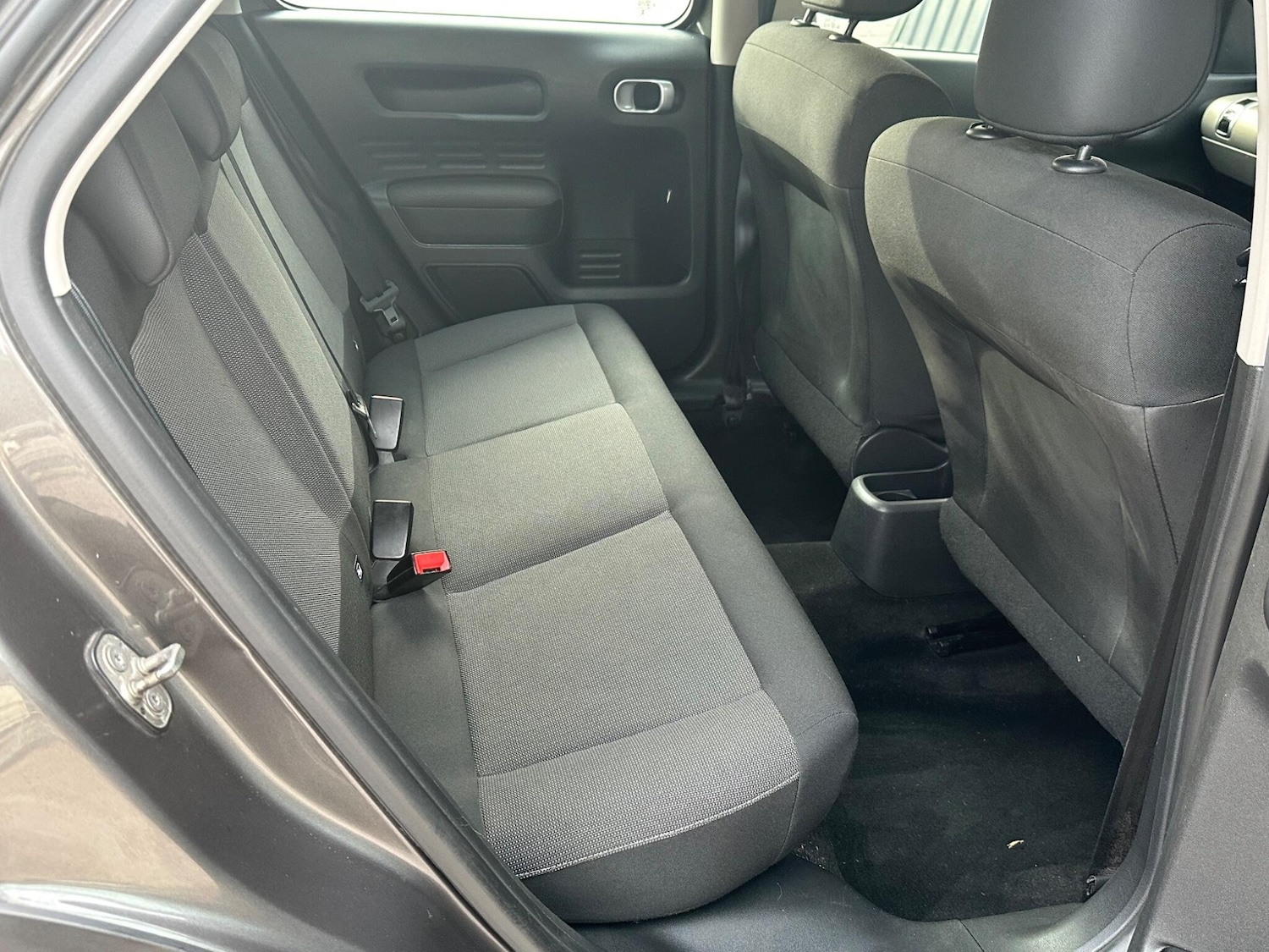Used Citroen C4 Cactus 2017 for sale - 76109360: Photo 38