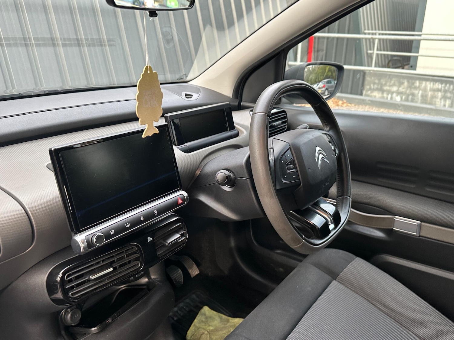 Used Citroen C4 Cactus 2017 for sale - 76109360: Photo 41