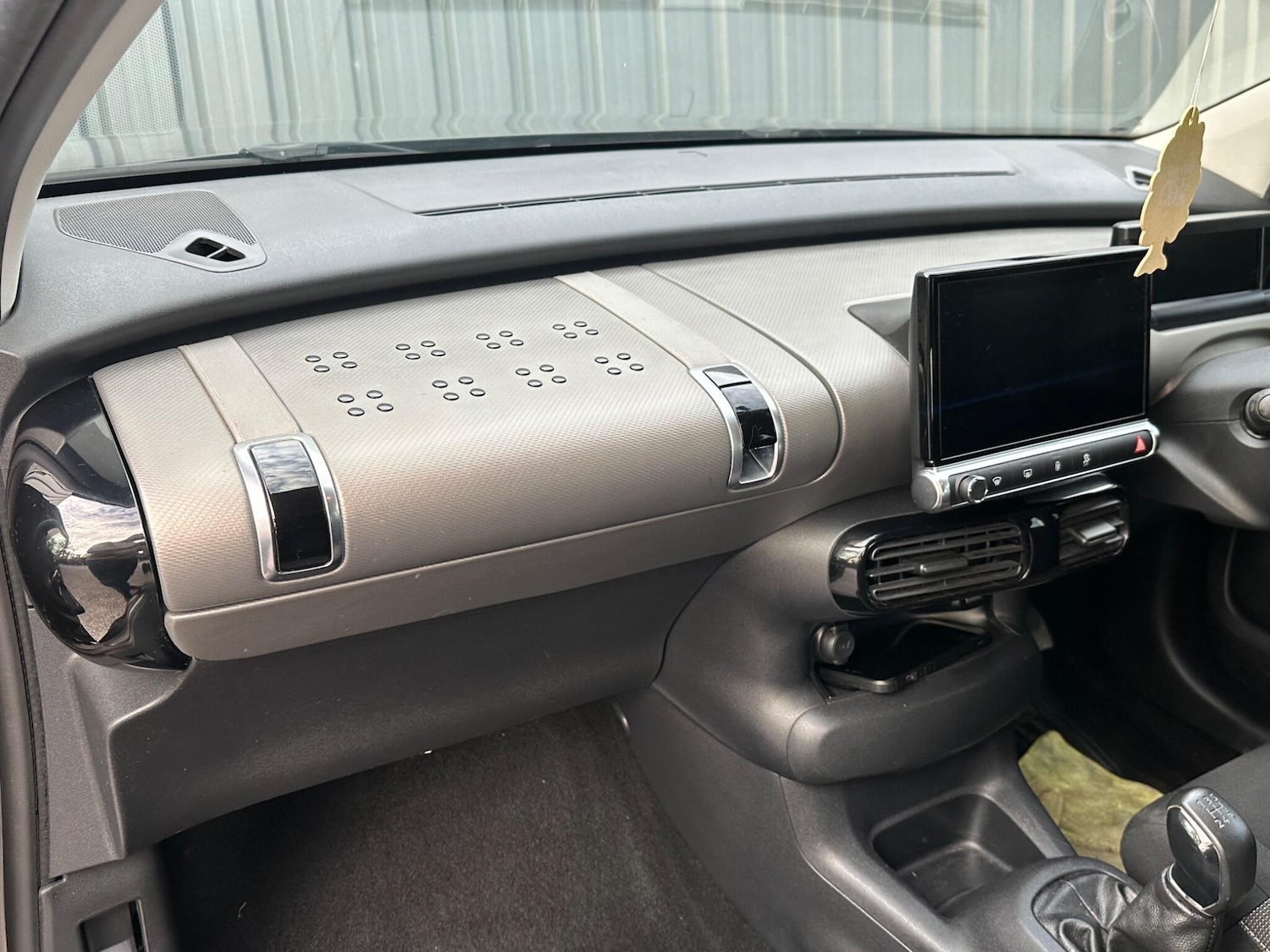 Used Citroen C4 Cactus 2017 for sale - 76109360: Photo 46