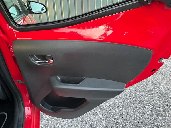 Used Toyota AYGO 2018 for sale - 76239886: Photo 36
