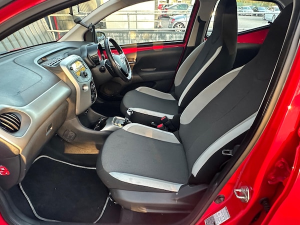 Used Toyota AYGO 2018 for sale - 76239886: Photo 42