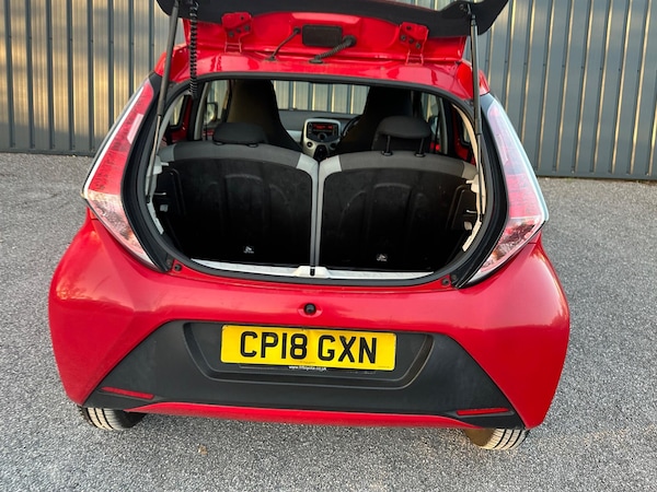 Used Toyota AYGO 2018 for sale - 76239886: Photo 48