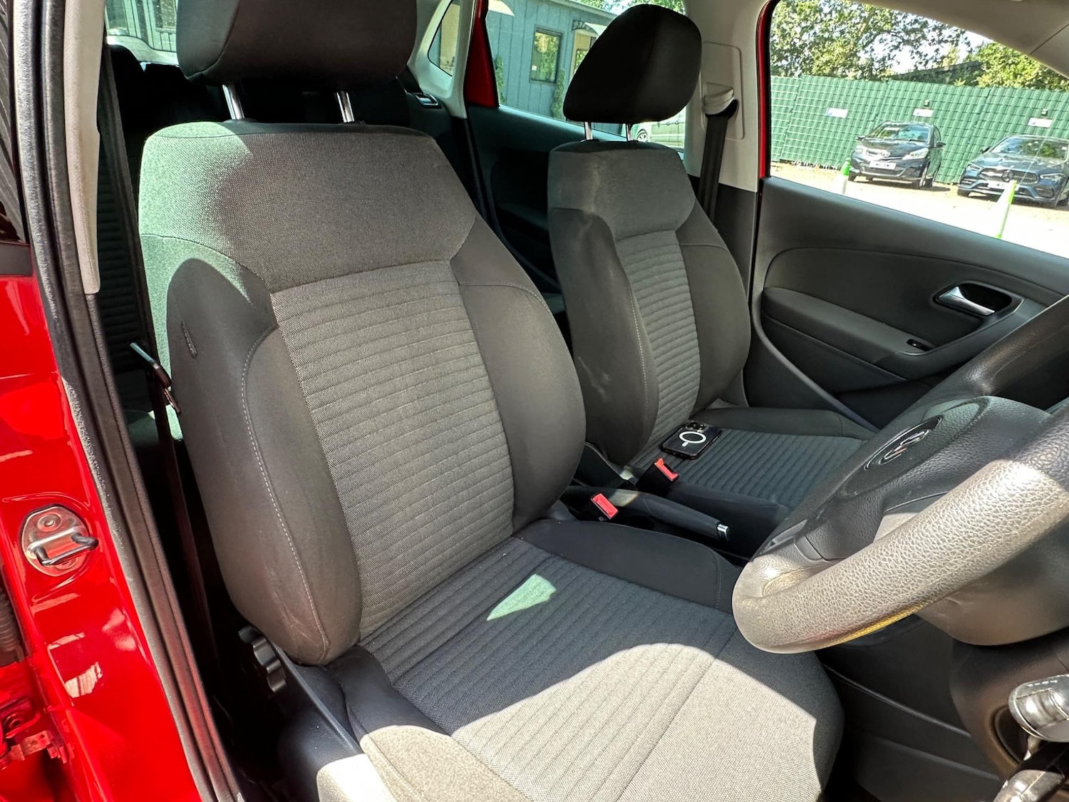 Used Volkswagen Polo 2013 for sale - 76408576: Photo 15