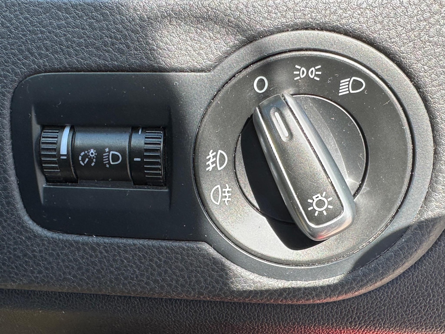 Used Volkswagen Polo 2013 for sale - 76408576: Photo 21