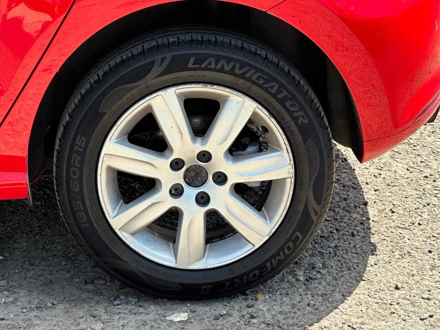 Used Volkswagen Polo 2013 for sale - 76408576: Photo 28