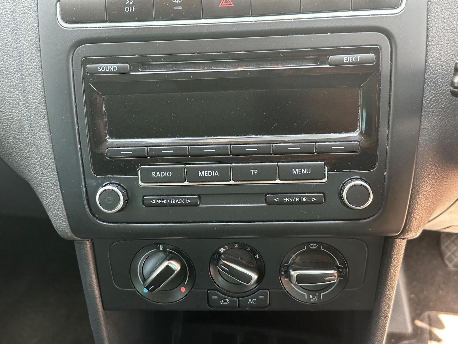 Used Volkswagen Polo 2013 for sale - 76408576: Photo 34