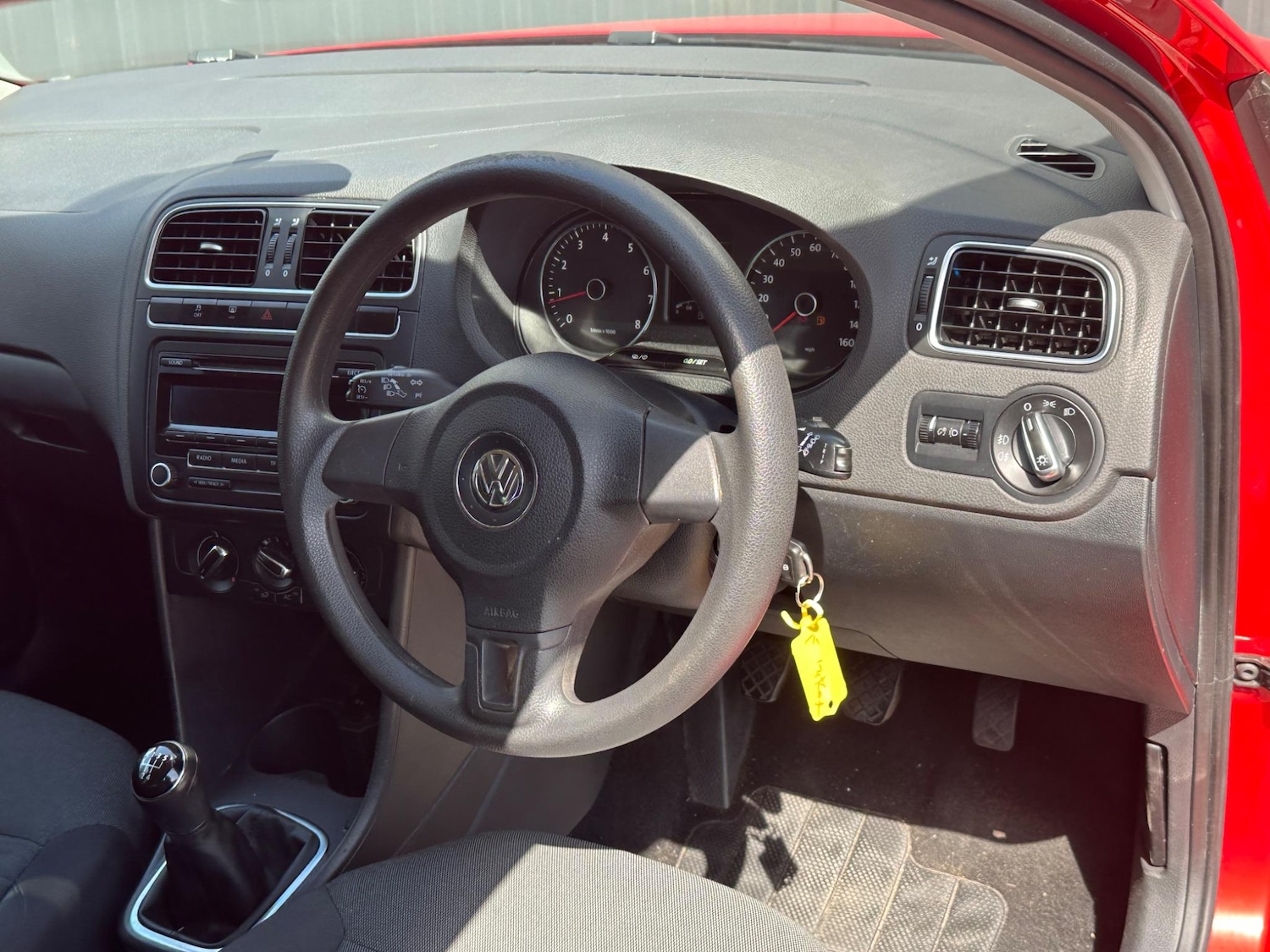 Used Volkswagen Polo 2013 for sale - 76408576: Photo 48