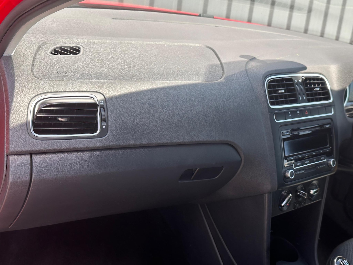 Used Volkswagen Polo 2013 for sale - 76408576: Photo 51