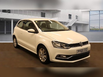 Used Volkswagen Polo 2016 for sale - 75740942: Photo
