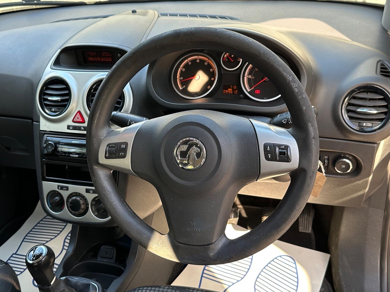 Used Vauxhall Corsa 2012 for sale - 75741755: Photo 17