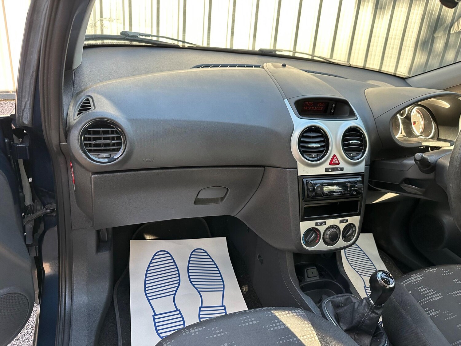 Used Vauxhall Corsa 2012 for sale - 75741755: Photo 31