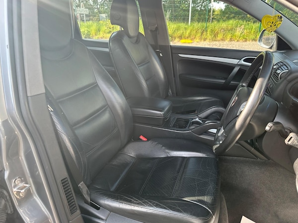 Used Porsche Cayenne 2006 for sale - 74668477: Photo 27