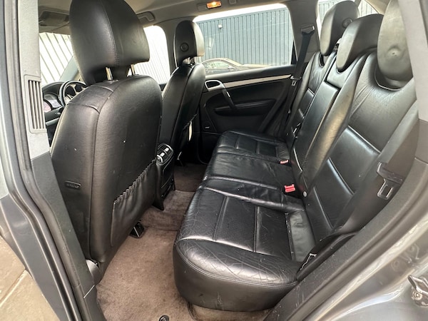 Used Porsche Cayenne 2006 for sale - 74668477: Photo 39