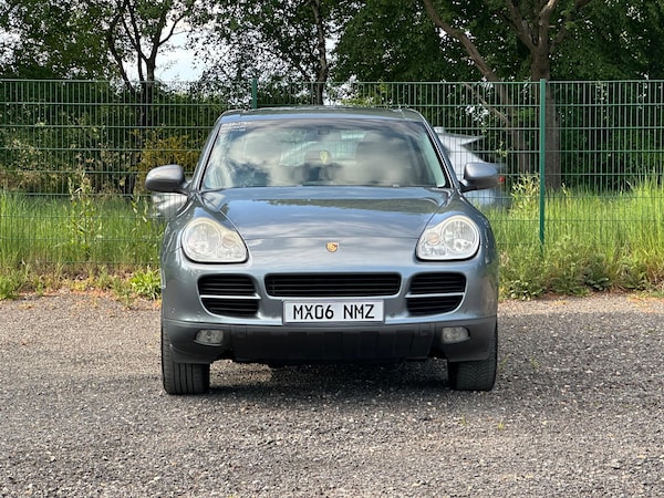 Used Porsche Cayenne 2006 for sale - 74668477: Photo 3