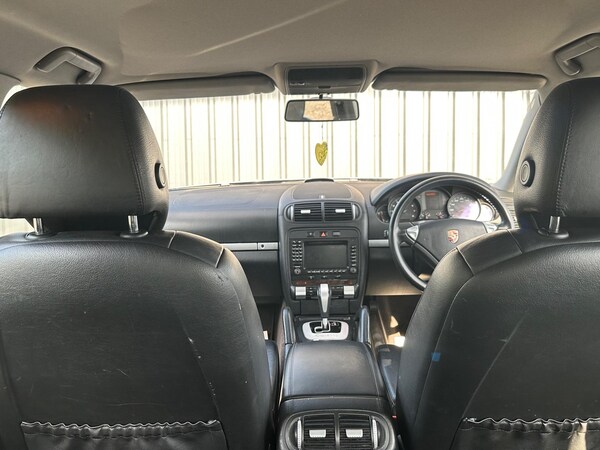 Used Porsche Cayenne 2006 for sale - 74668477: Photo 41