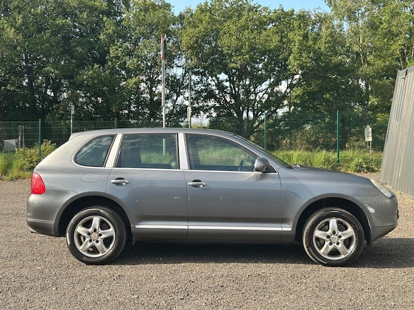 Used Porsche Cayenne 2006 for sale - 74668477: Photo 5