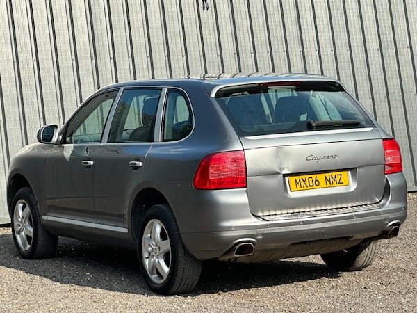 Used Porsche Cayenne 2006 for sale - 74668477: Photo 7