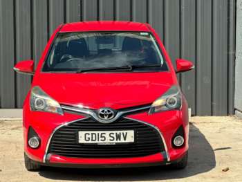 Used Toyota Yaris 2015 for sale - 75267856: Photo