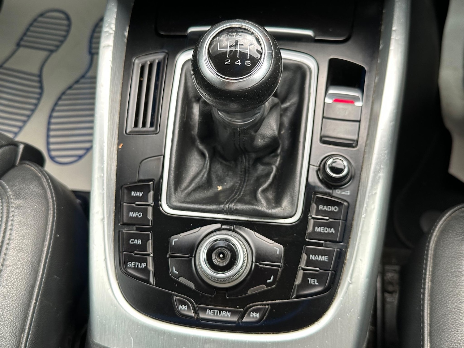 Vehicle 29