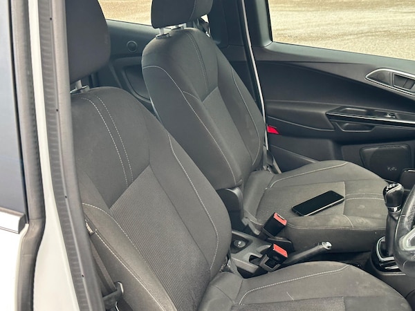 Used Ford B-MAX 2013 for sale - 75741648: Photo 31