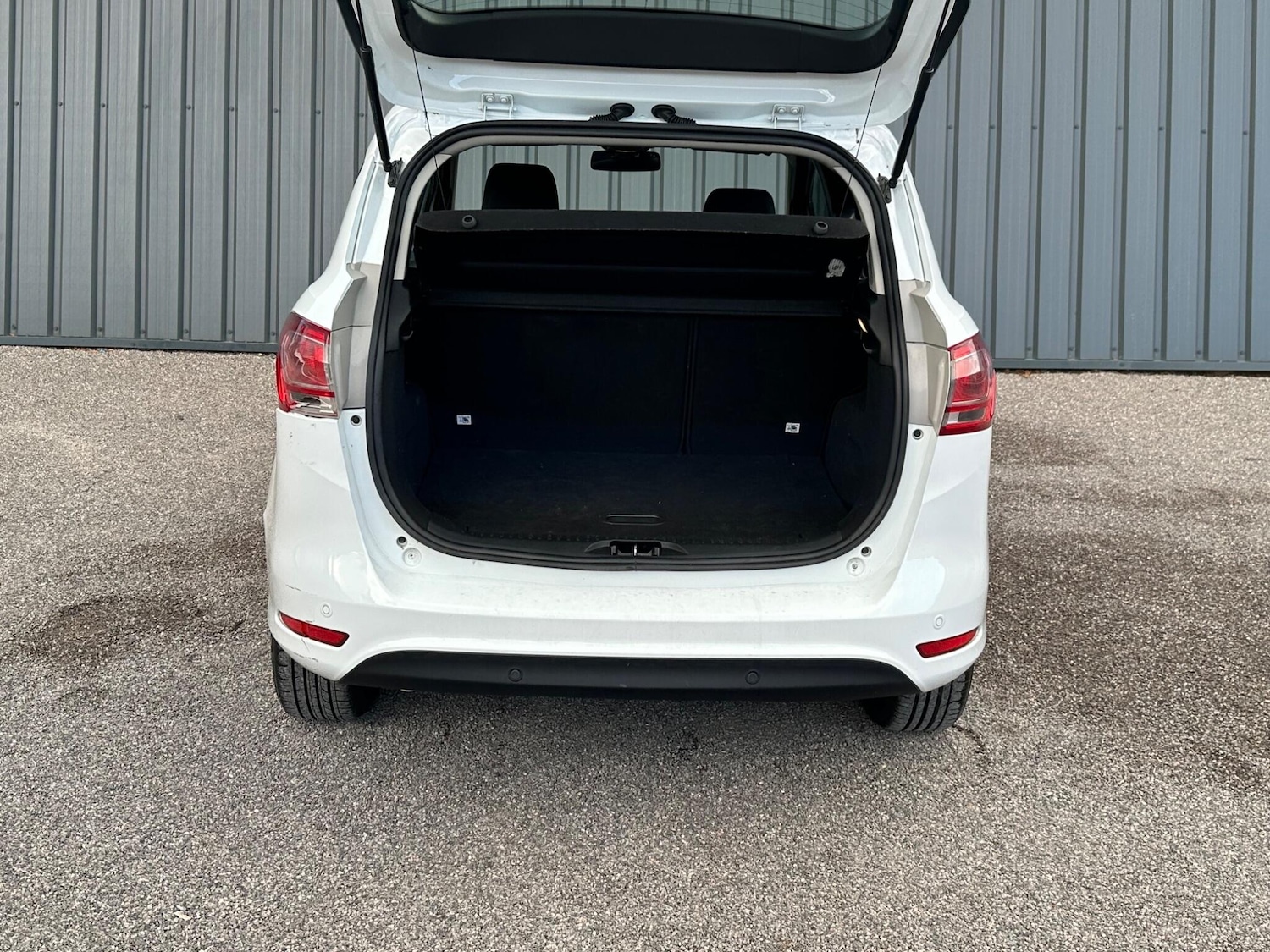 Vehicle 46