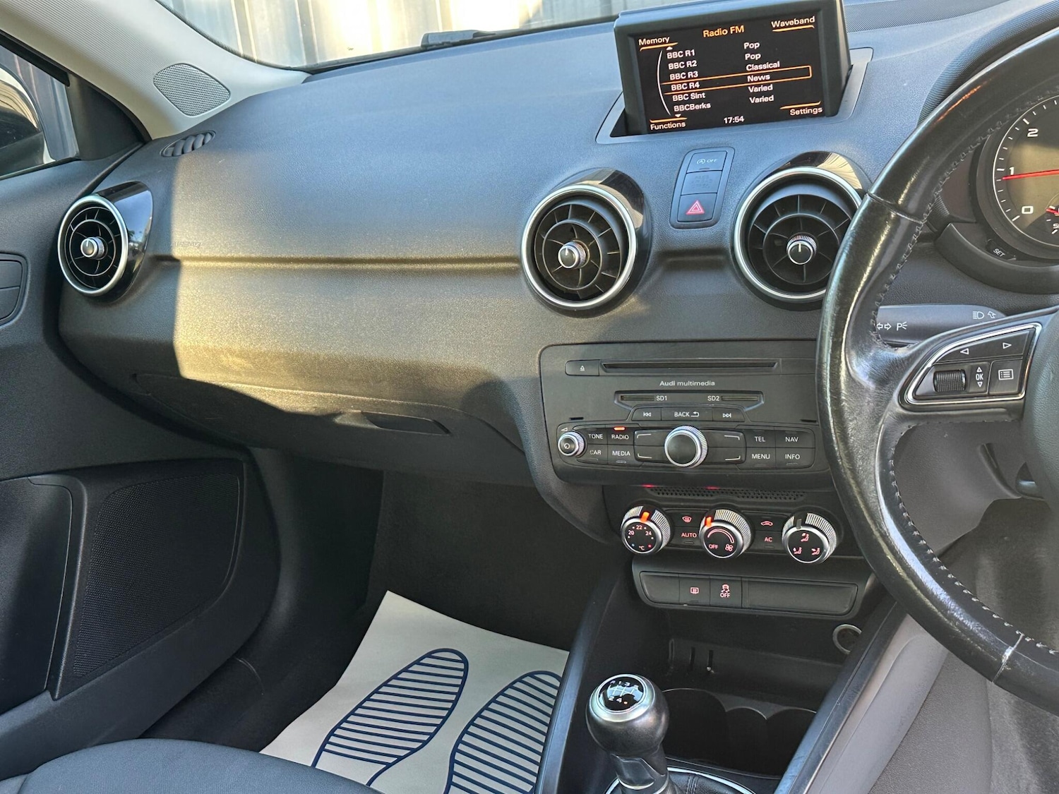 Used Audi A1 2011 for sale - 75990276: Photo 21