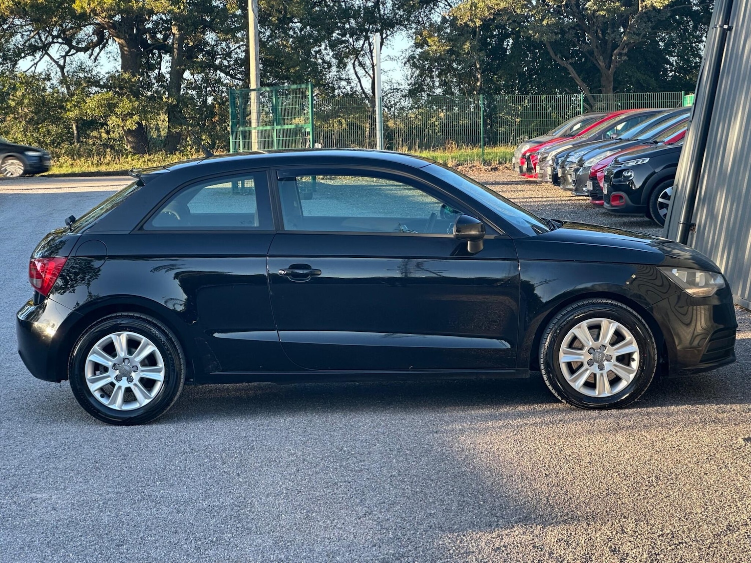 Used Audi A1 2011 for sale - 75990276: Photo 3