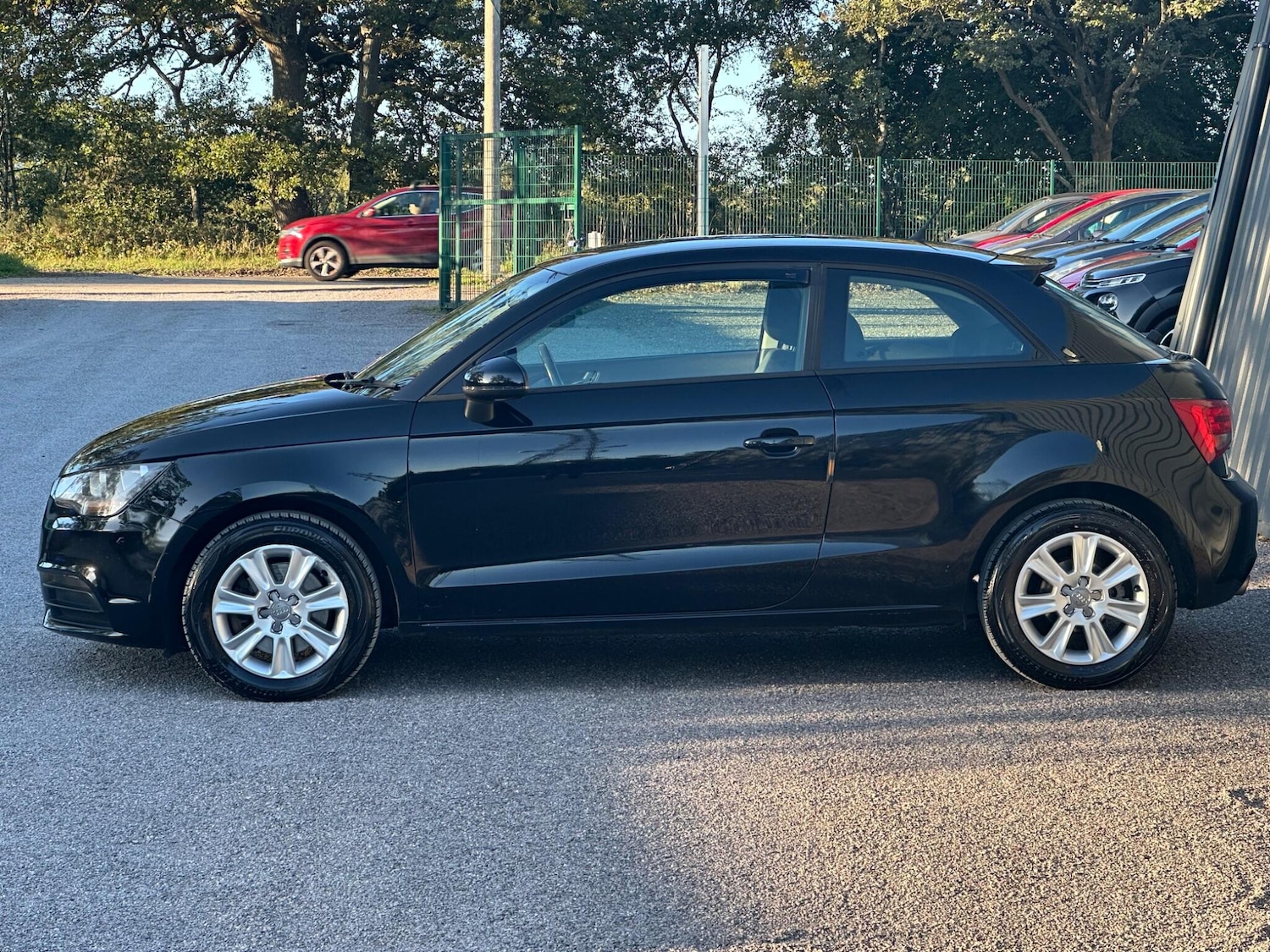 Used Audi A1 2011 for sale - 75990276: Photo 4